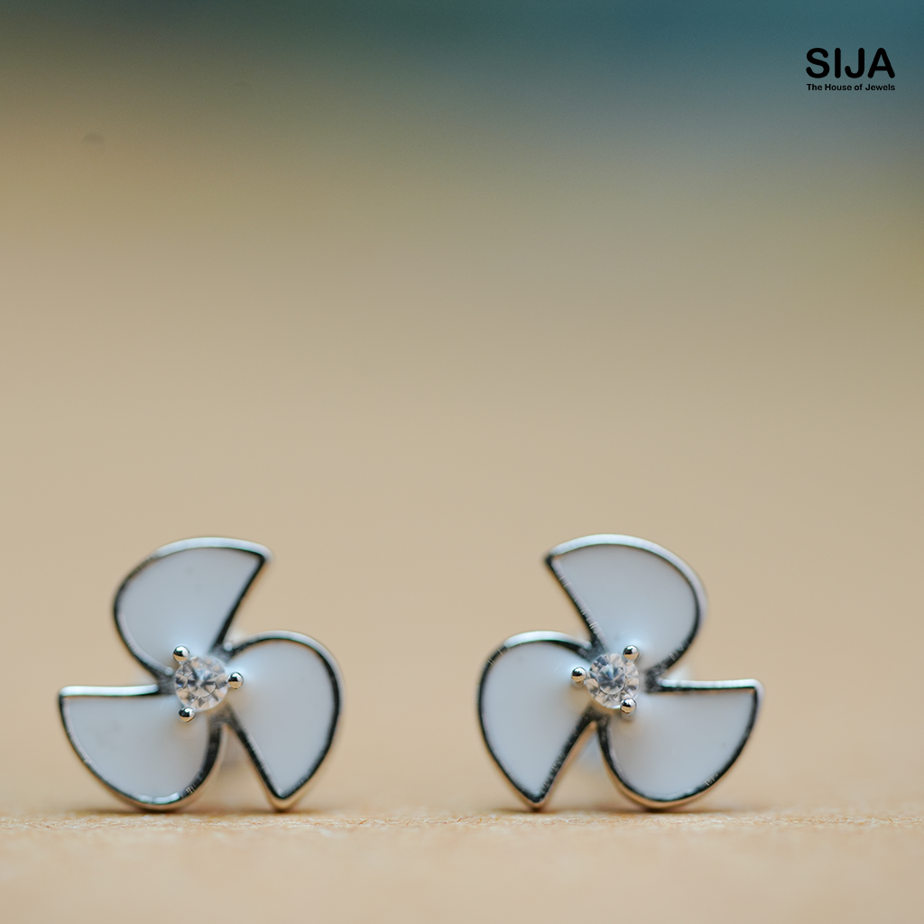 Pinwheel Stud