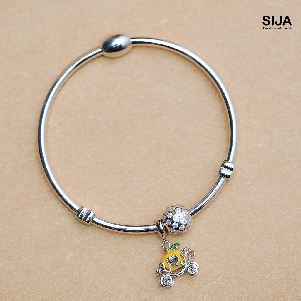 Women Bracelet Royal Carriage Charm- 925 Silver